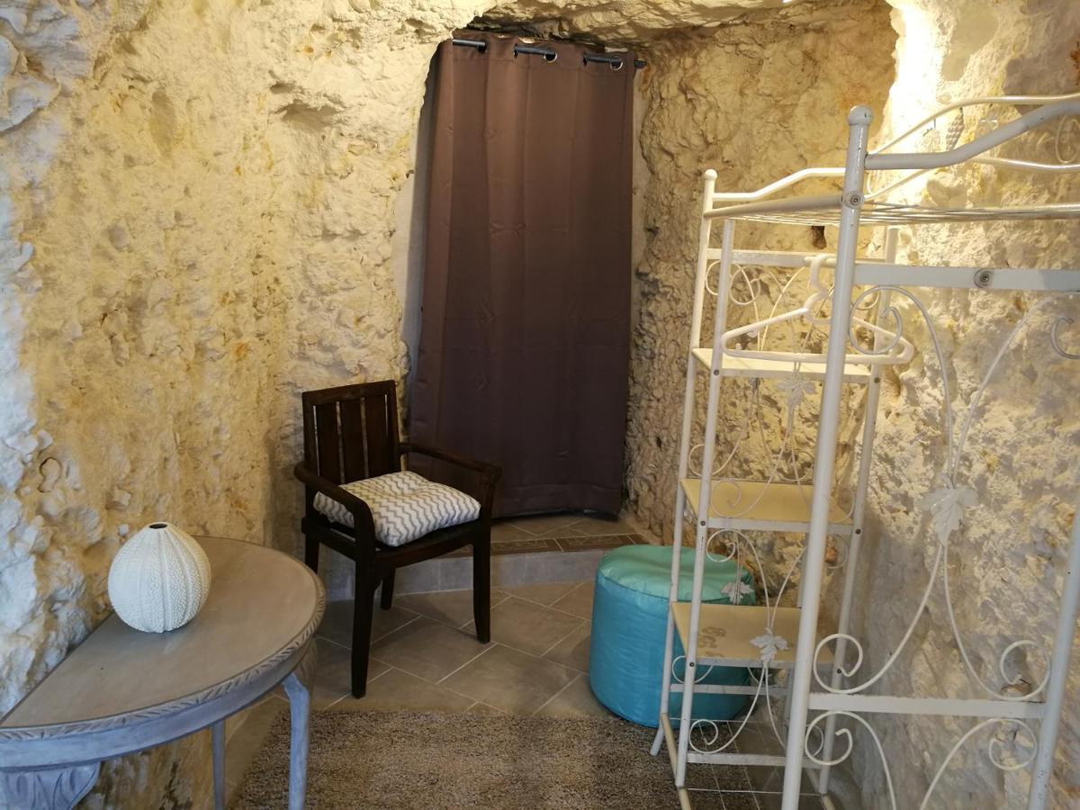 Caves Du Coteau 3 Bed & Breakfast Lunay Екстериор снимка